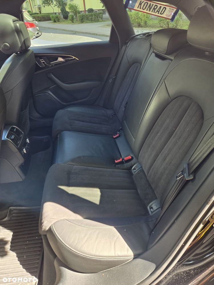 Audi A6 Allroad - 32