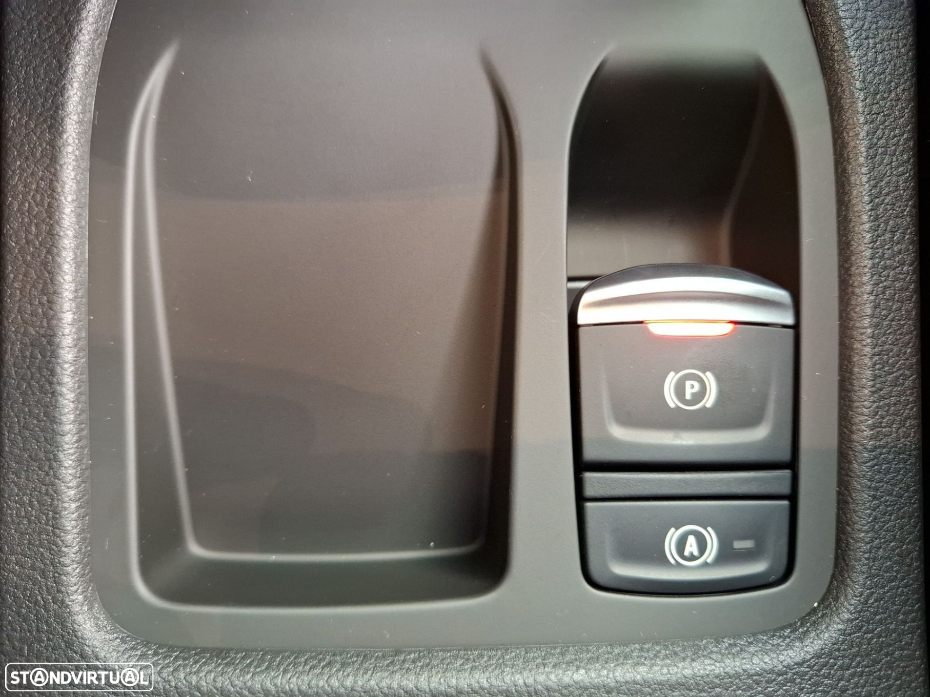 Renault Clio 1.0 TCe Techno Bi-Fuel - 22