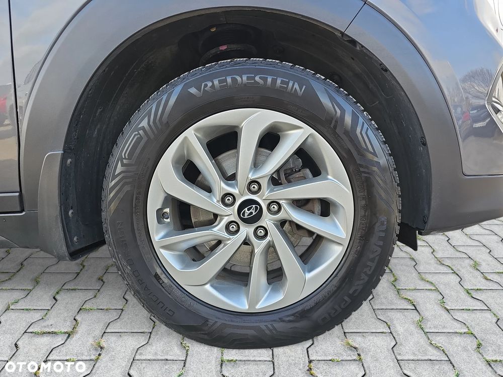 Hyundai Tucson 1.6 GDI BlueDrive Style 2WD - 13