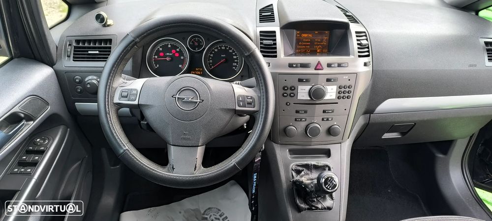 Opel Zafira 1.9 CDTI Cosmo - 9