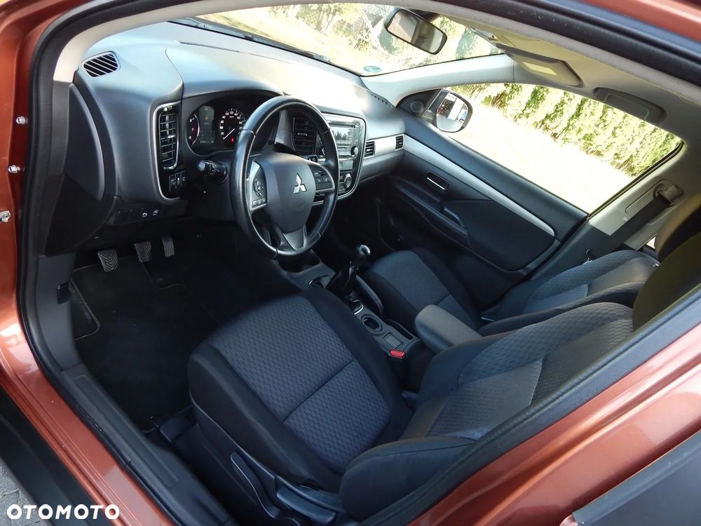 Mitsubishi Outlander 2.0 2WD - 9