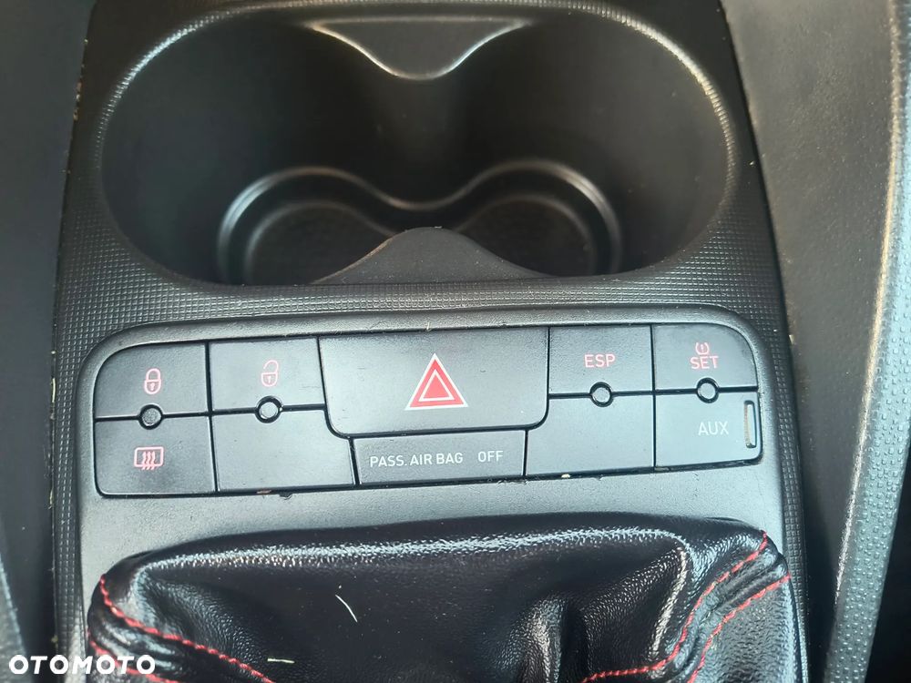 Seat Ibiza SC 2.0 TDI CR FR - 12
