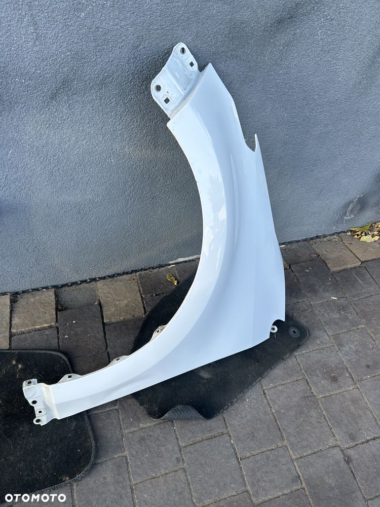 YARIS IV BLOTNIK LEWY 040 BD ORG - 2