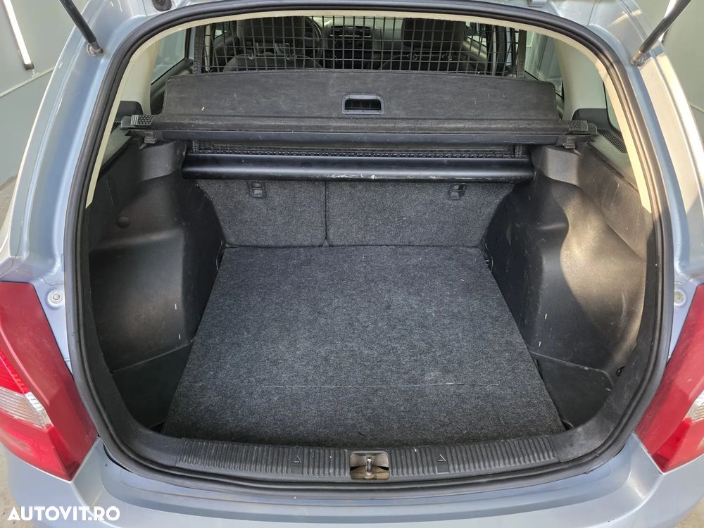 Skoda Fabia 1.4 MPI Ambiente - 21