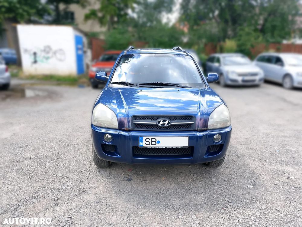 Hyundai Tucson 2.0 DOHC 2WD - 4