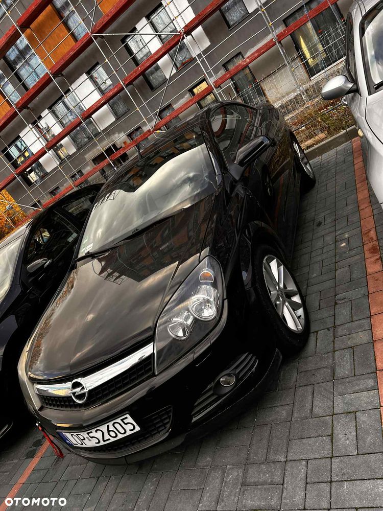 Opel Astra III GTC 1.8 Cosmo - 20