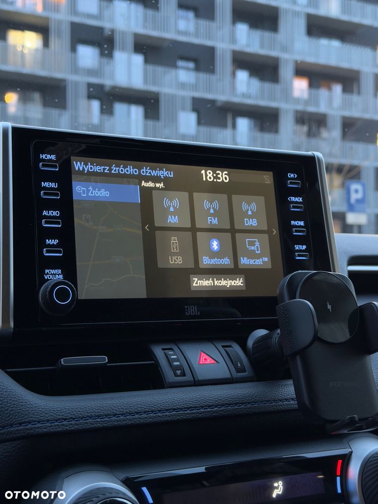 Toyota RAV4 2.5 Hybrid Black Edition by JBL 4x4 - 14