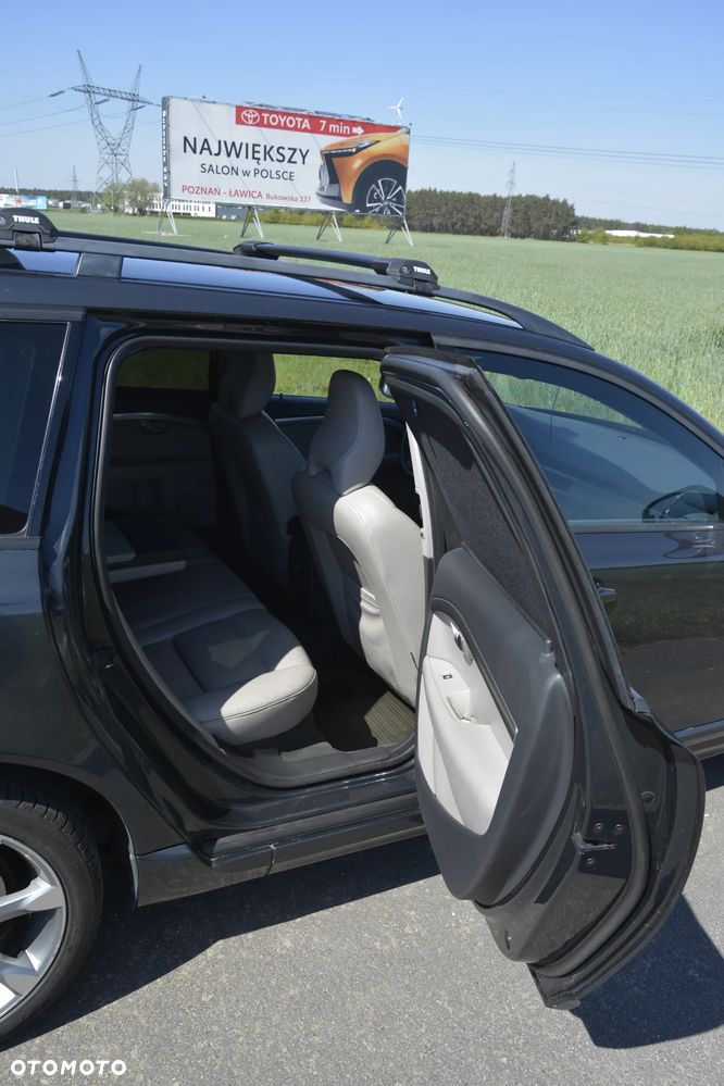 Volvo V70 2.4D Momentum - 13