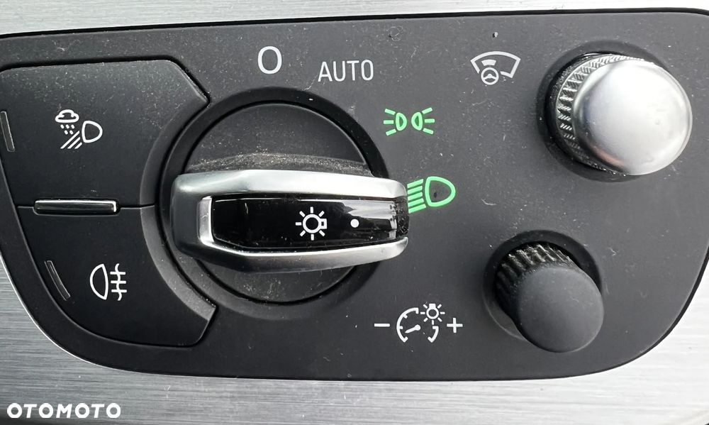 AUDI A4 B9 A5 WŁĄCZNIK ŚWIATEŁ HEAD UP 4M0941531P