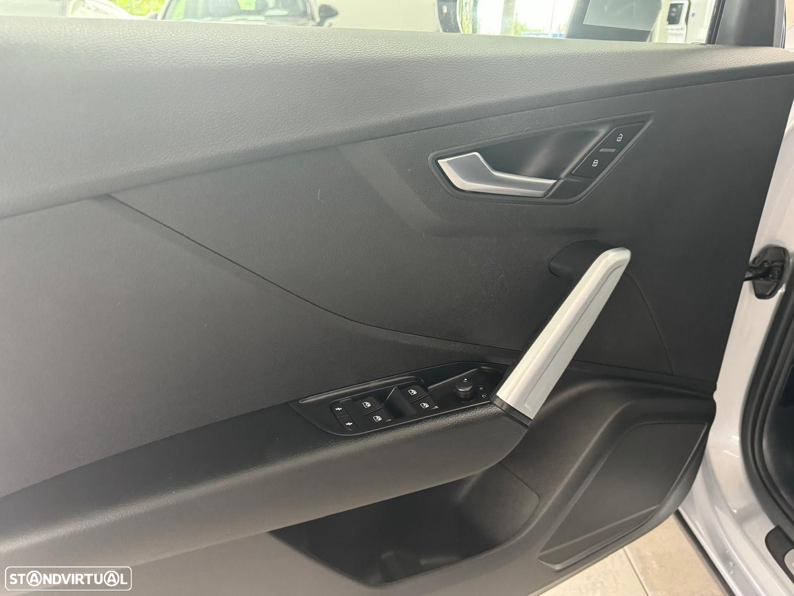 Audi Q2 30 TDI Sport S tronic - 14