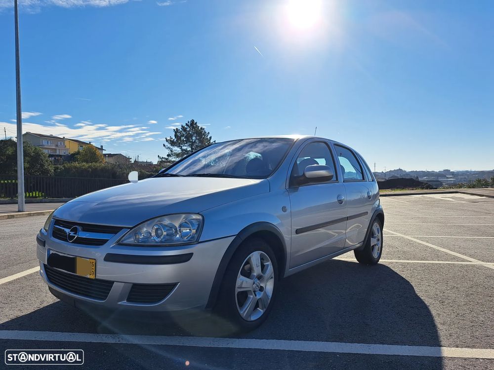 Opel Corsa 1.2 Twinport Cosmo - 2