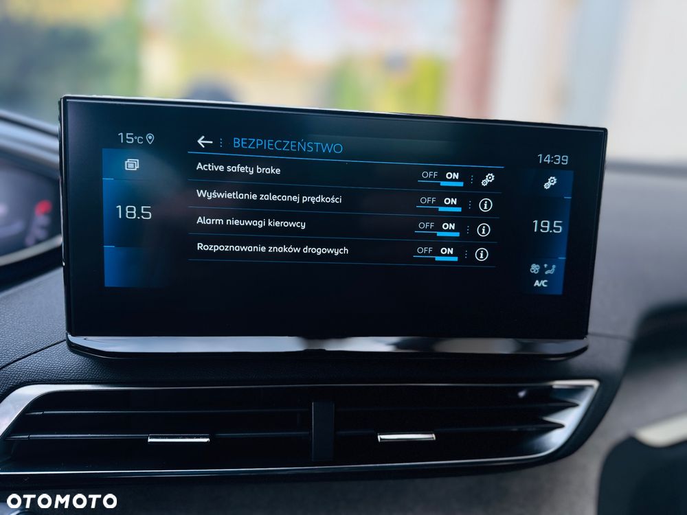 Peugeot 3008 BlueHDi 130 Stop & Start EAT8 GT - 18