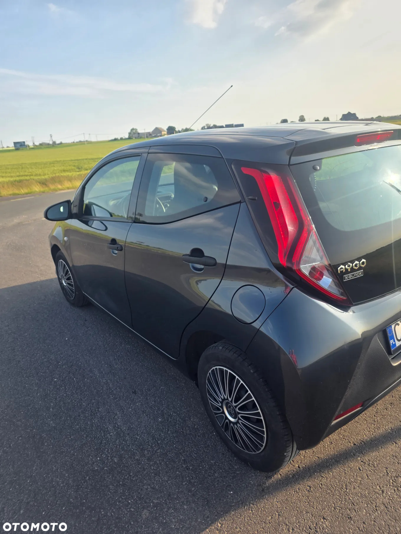 Toyota Aygo 1.0 VVT-i Black Edition - 2