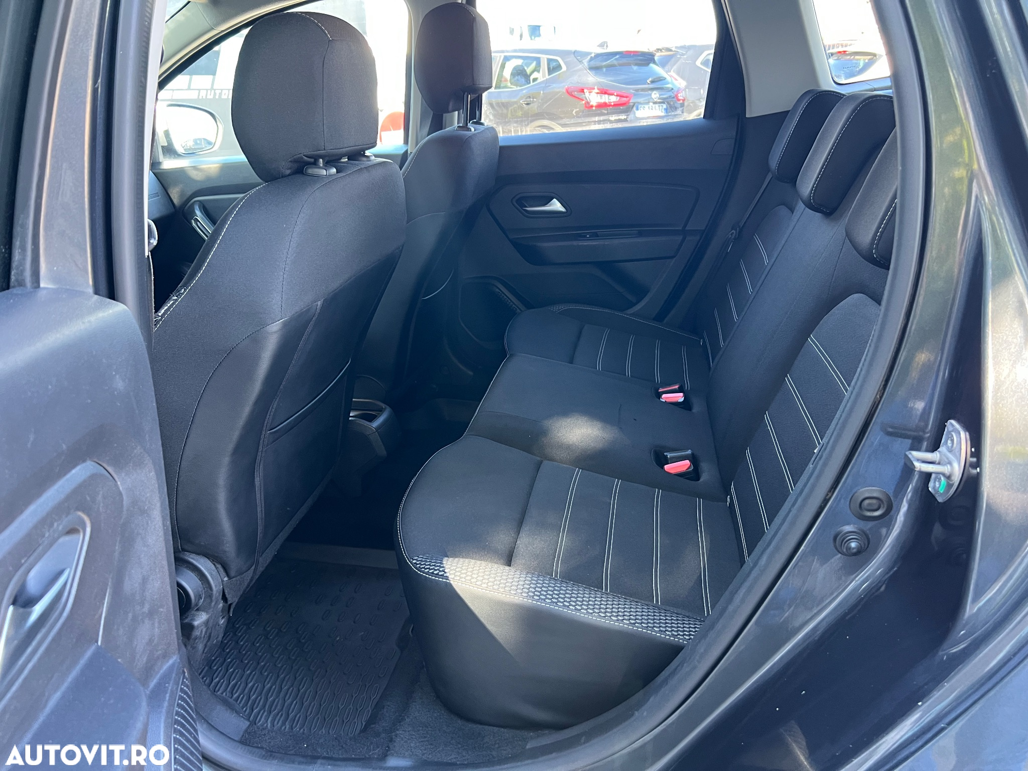 Dacia Duster 1.5 Blue dCi Prestige - 24