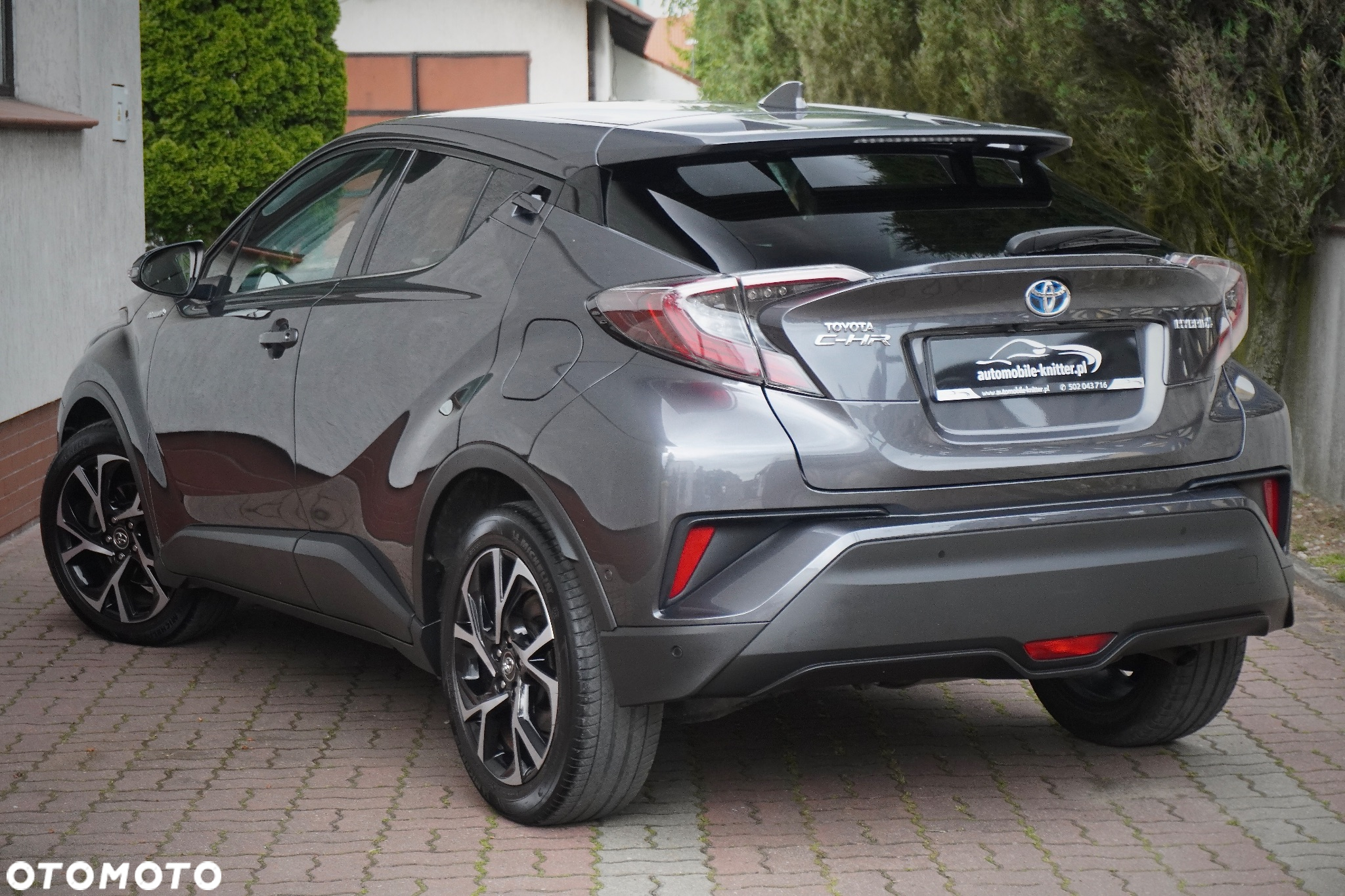 Toyota C-HR 1.8 Hybrid Team Deutschland - 7