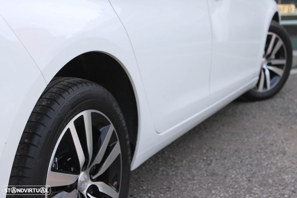 Peugeot 308 1.5 BlueHDi Style - 23