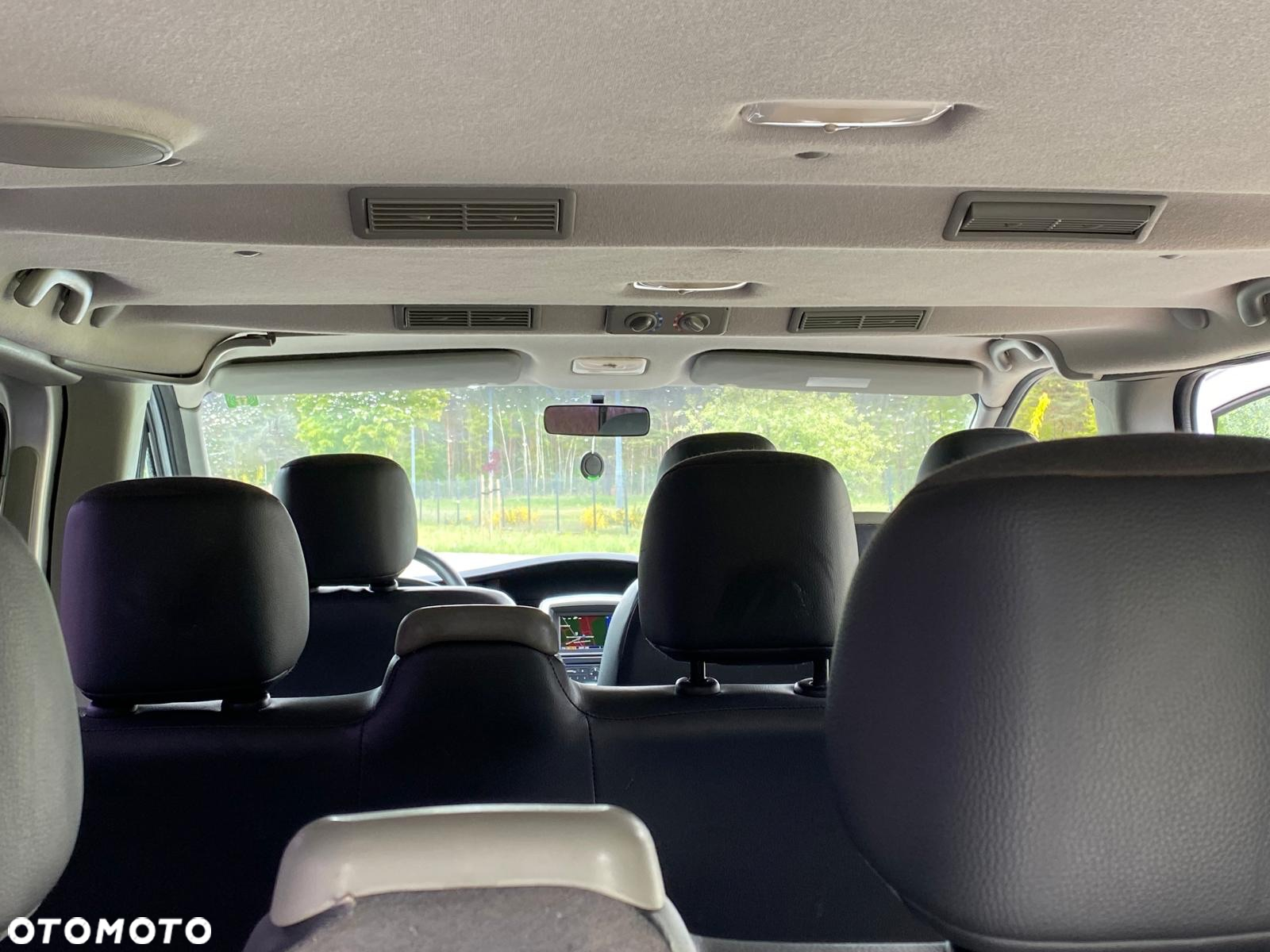 Renault Trafic L1H1 Passenger Lux - 11