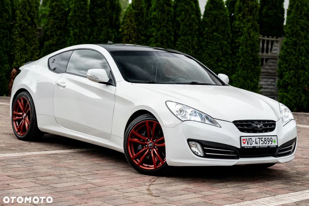 Hyundai Genesis Coupe 2.0 T - 6