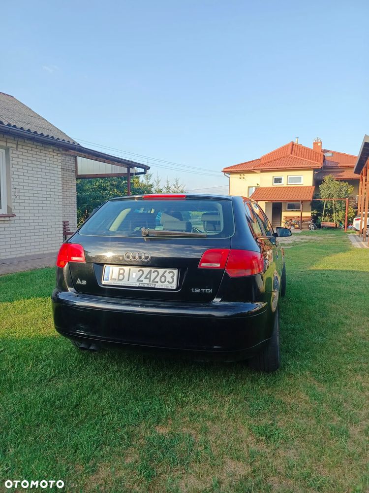 Audi A3 Sportback - 5