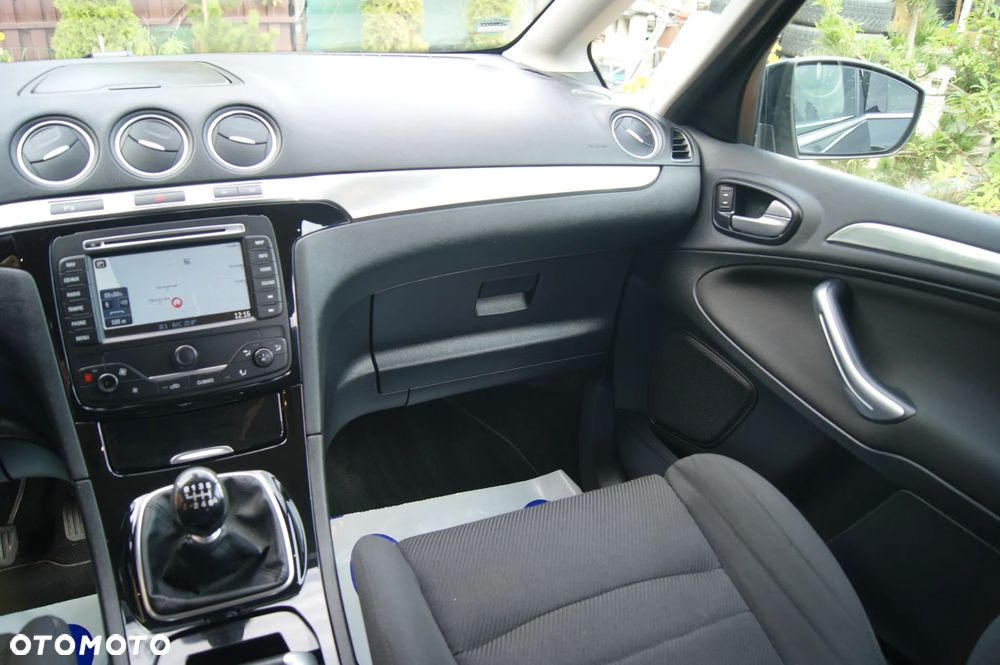 Ford S-Max 2.0 TDCi Titanium - 27