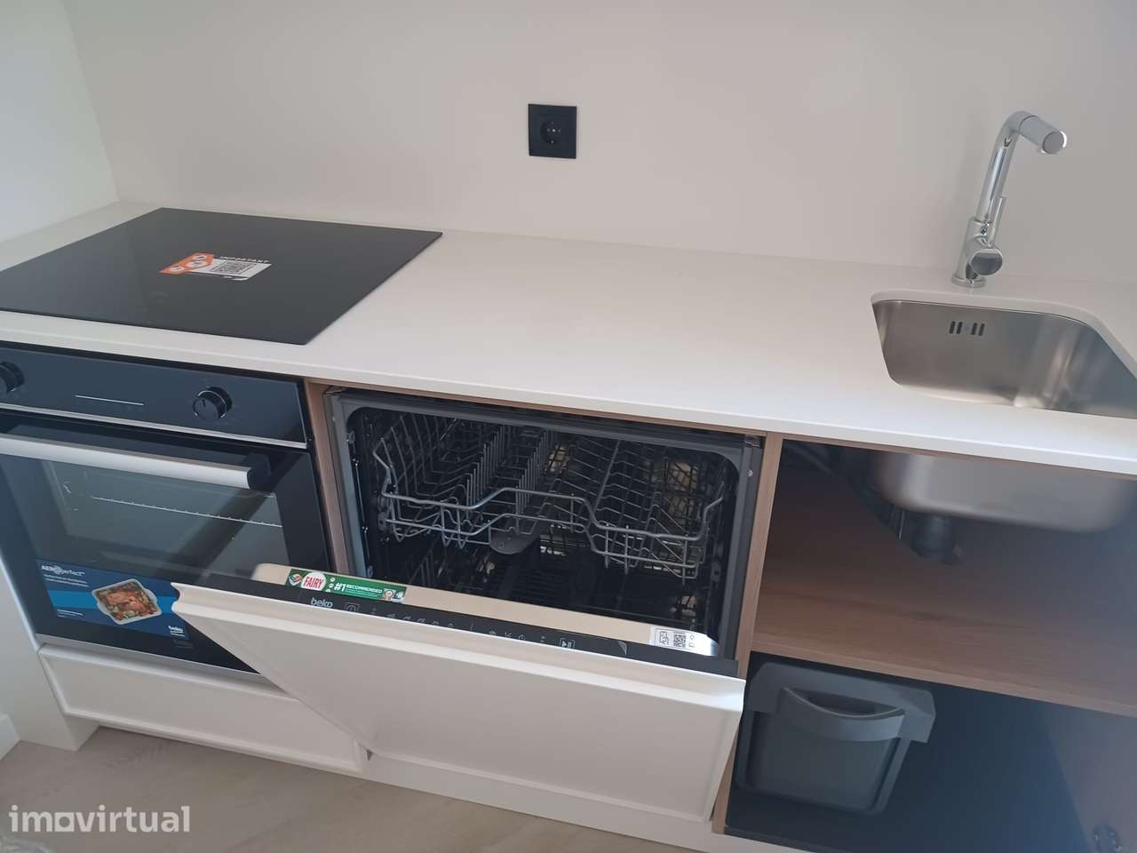 Apartamento T1 Mobilado e Equipado, com varanda | Sé, Braga - Grande imagem: 5/44