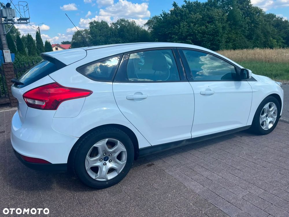 Ford Focus 1.5 TDCi DPF Start-Stopp-System Trend - 4