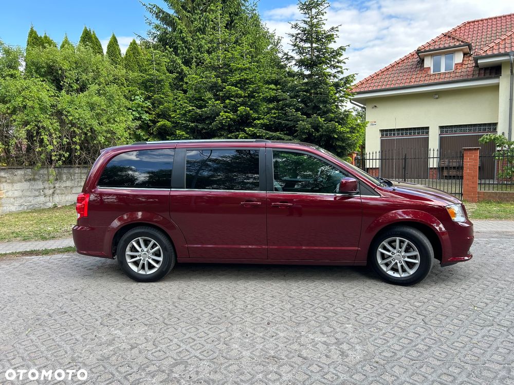 Dodge Grand Caravan ver-3-6-r-t - 2