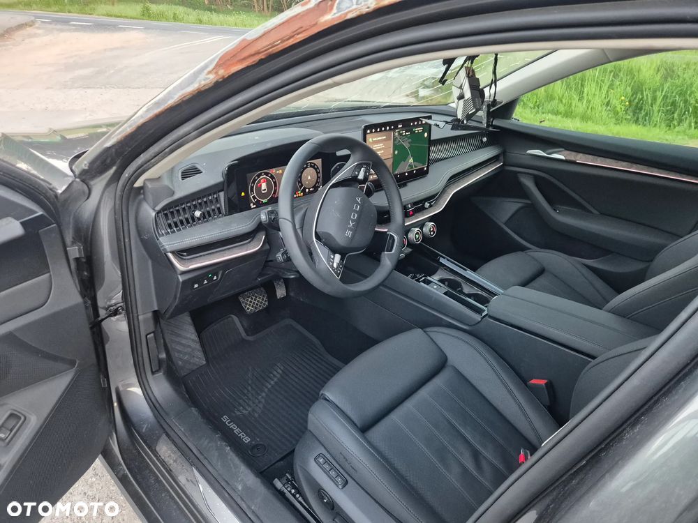 Skoda Superb 1.5 TSI mHEV L&K DSG - 19
