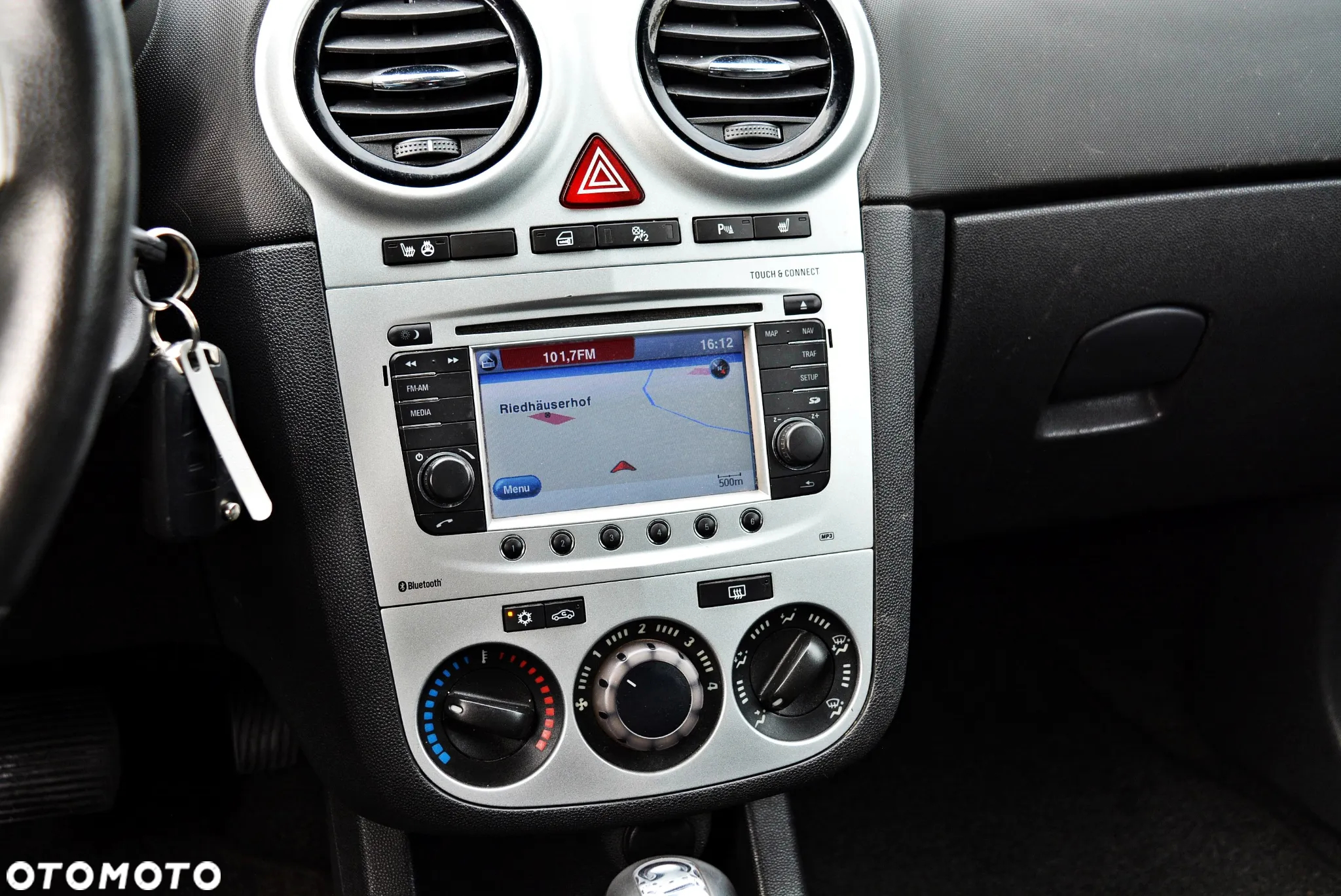 Opel Corsa 1.4 16V Automatik Navi - 24