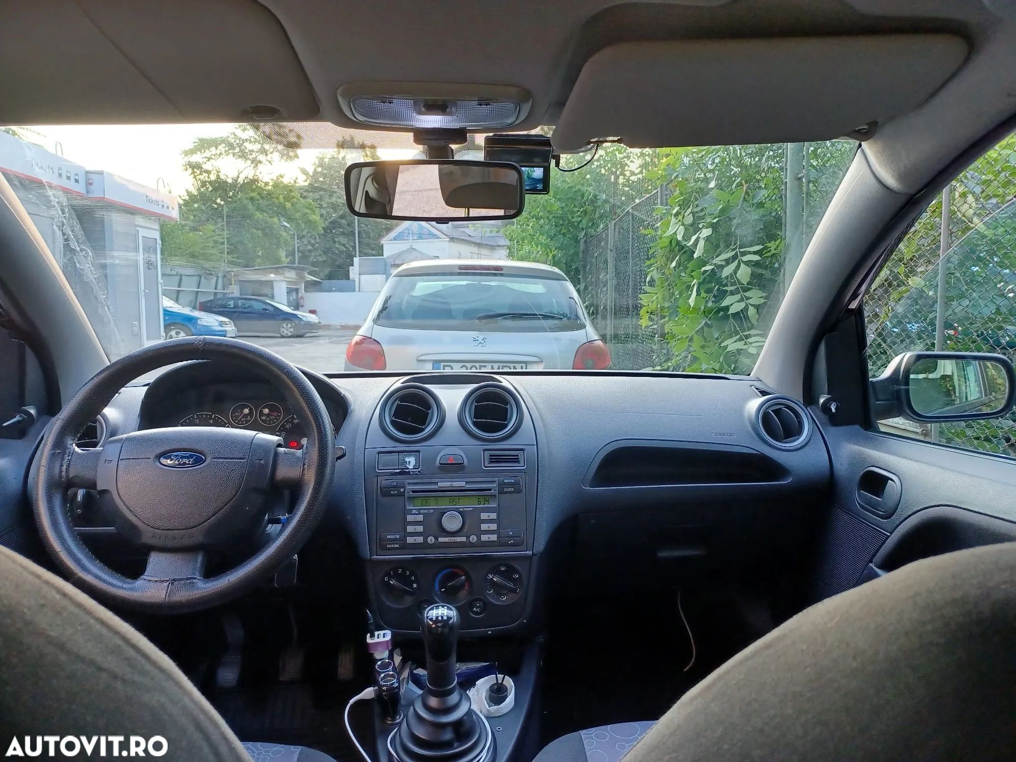Ford Fiesta 1.4i Comfort - 1