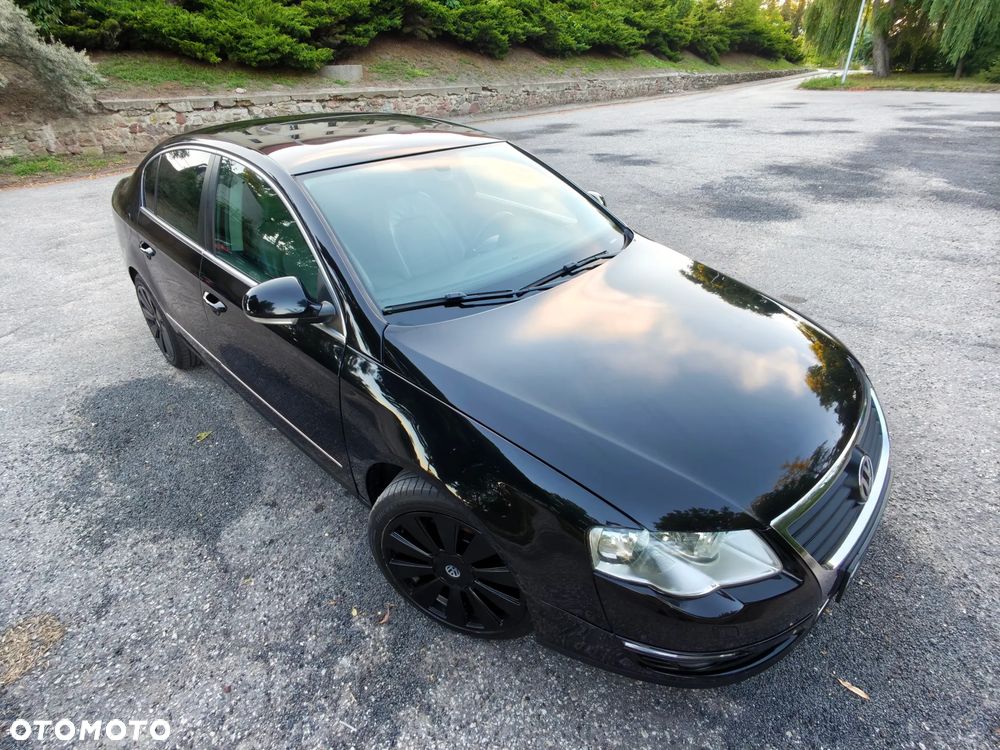Volkswagen Passat 2.0 TSI Highline - 18
