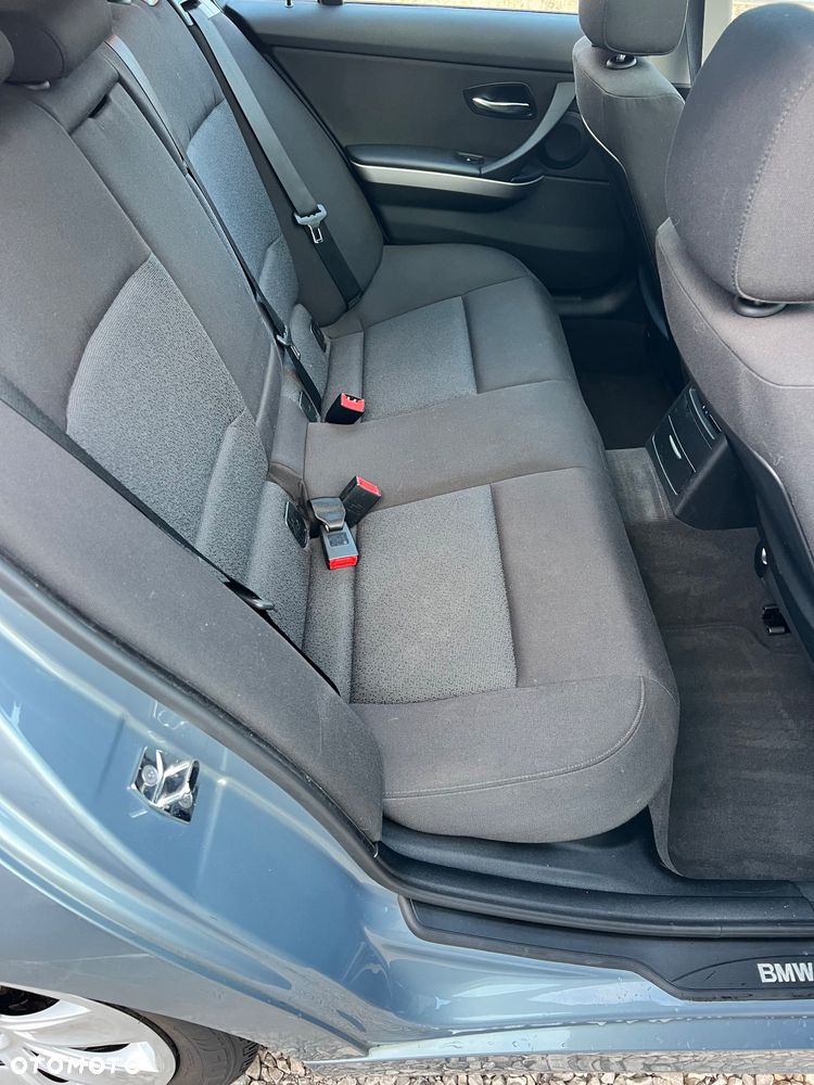 BMW Seria 3 - 17