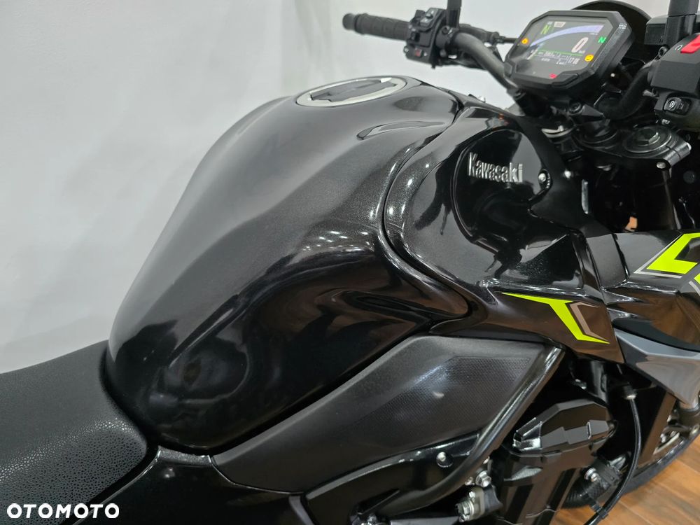 Kawasaki Z - 13