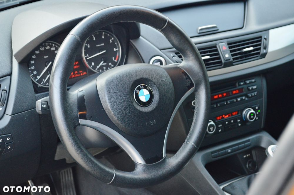 BMW X1 sDrive18i - 8