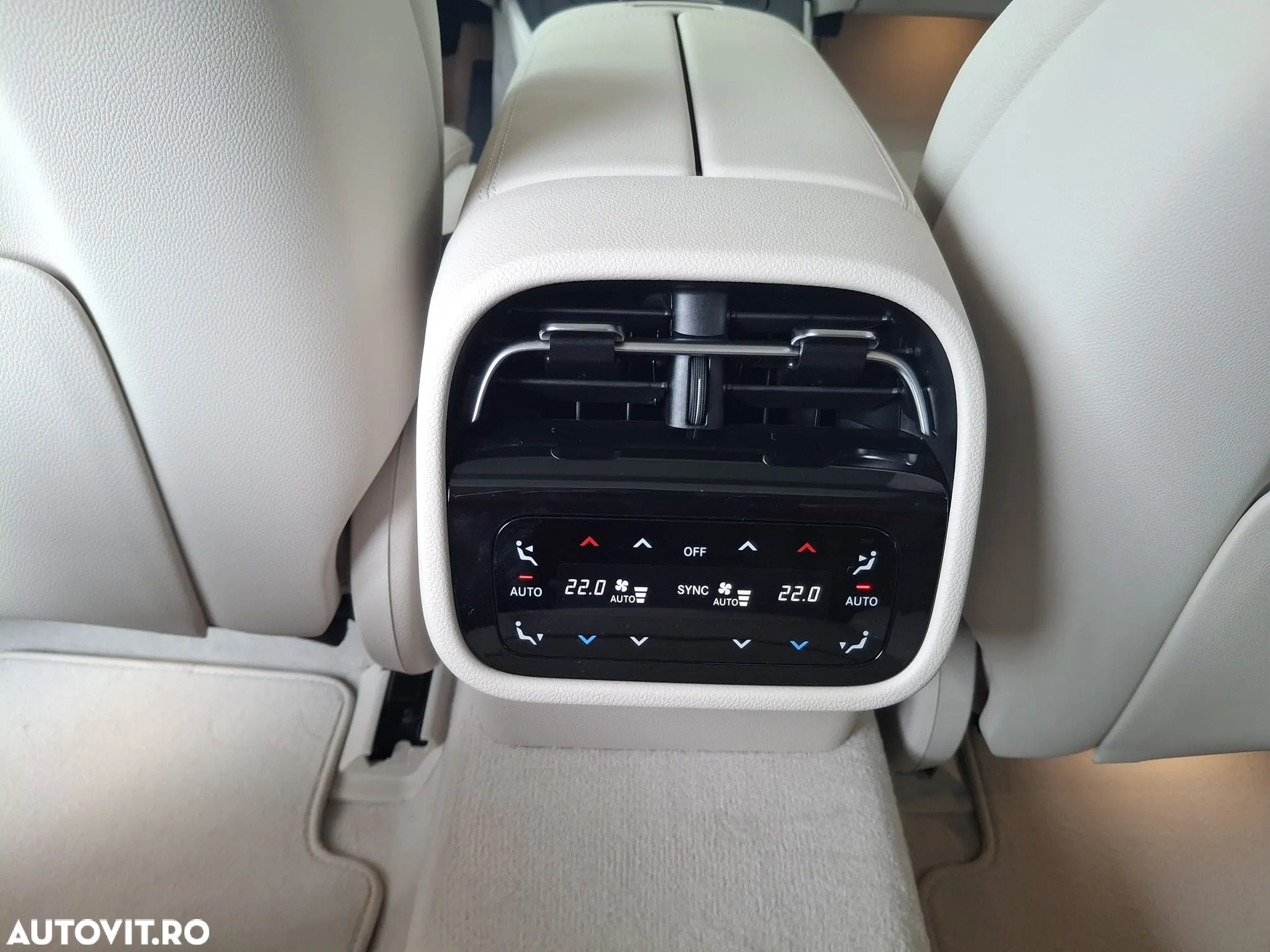 Mercedes-Benz E 200 MHEV 4MATIC Aut. - 13