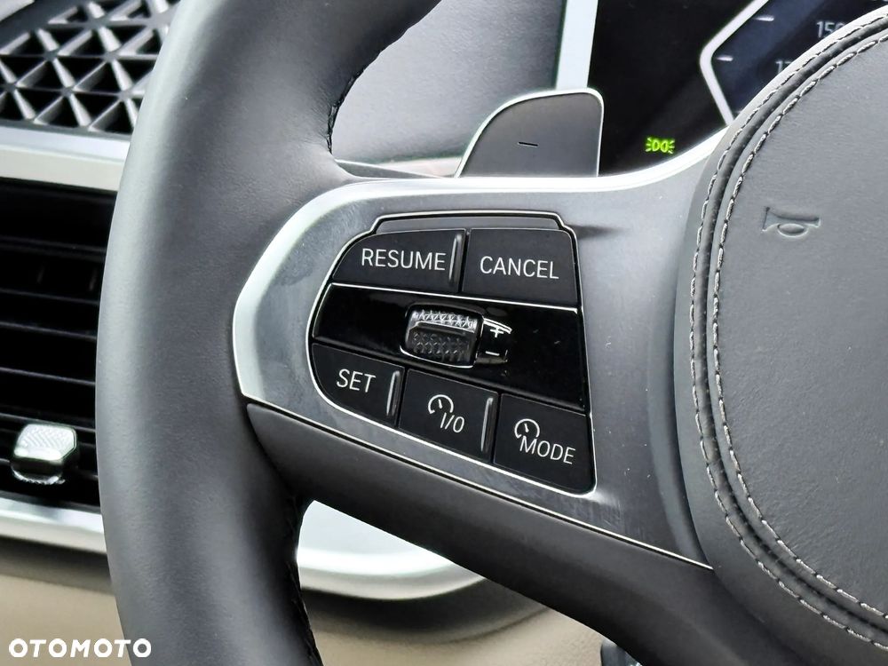 BMW X5 xDrive40d mHEV - 39