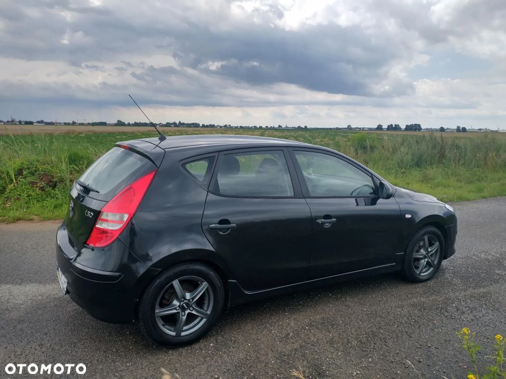 Hyundai i30 1.4 Base - 3
