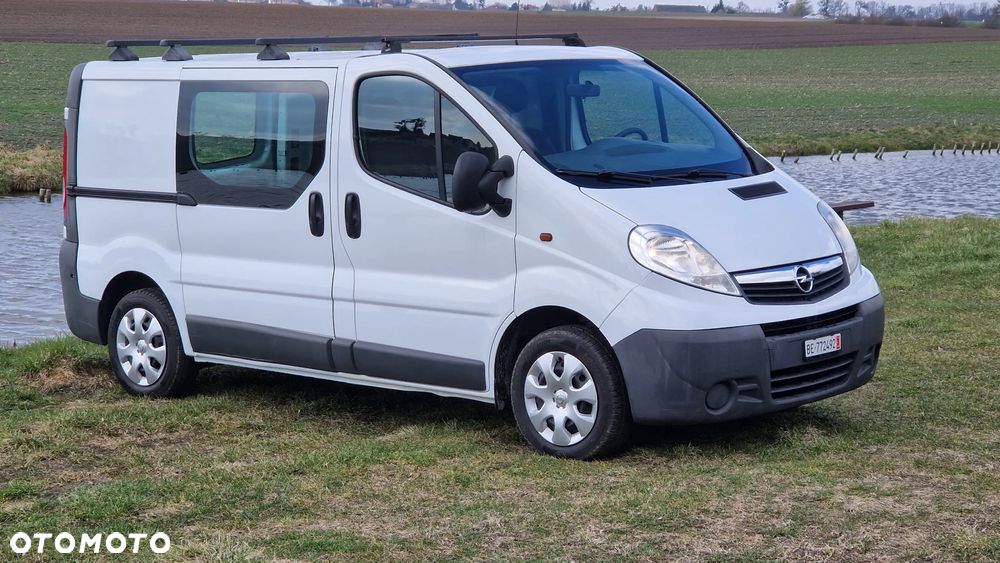 Opel Vivaro - 11
