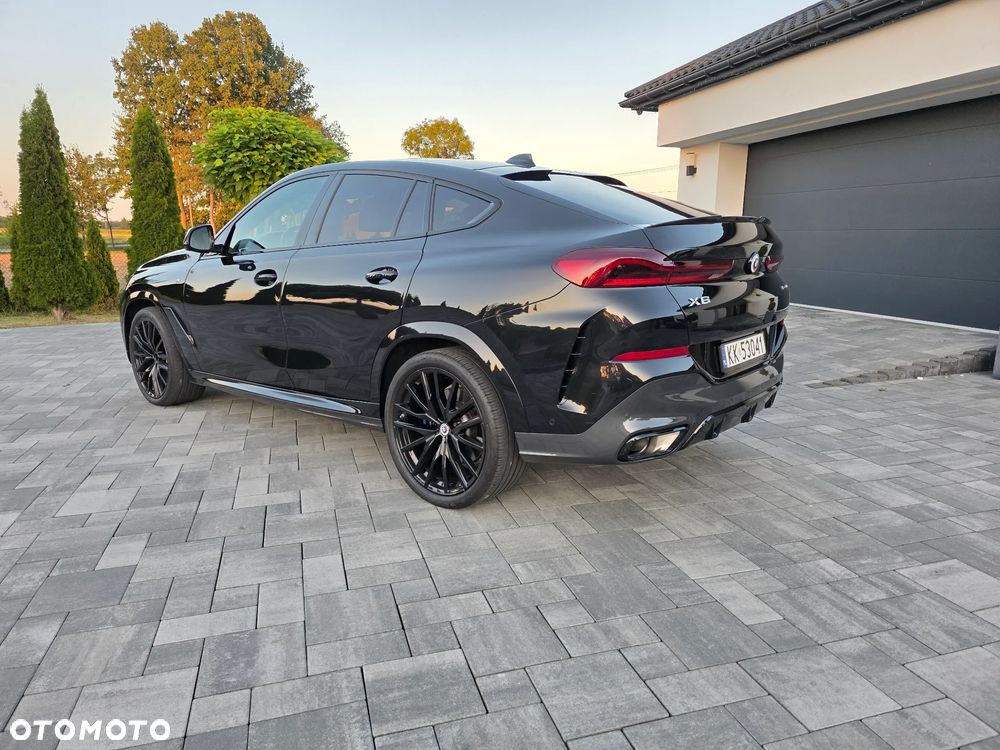 BMW X6 xDrive40d mHEV - 3