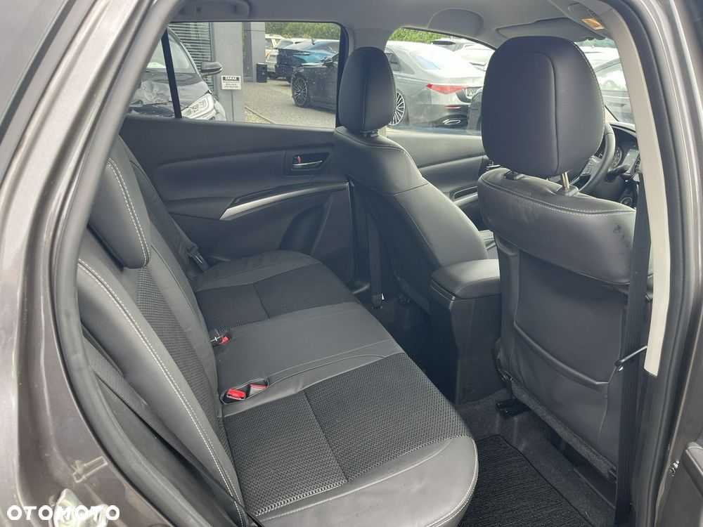 Suzuki SX4 S-Cross 1.4 SHVS Premium 4WD - 11
