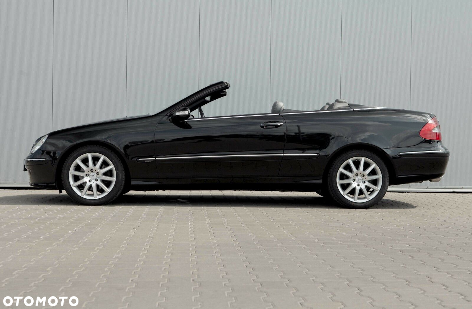 Mercedes-Benz CLK - 14