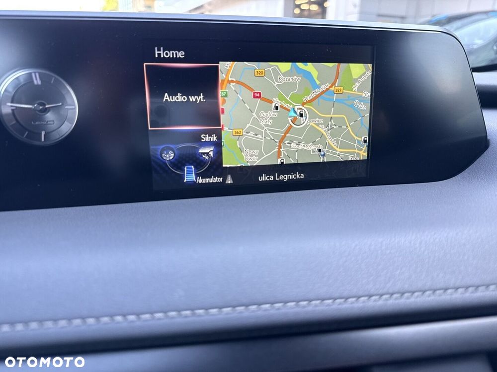 Lexus UX - 19