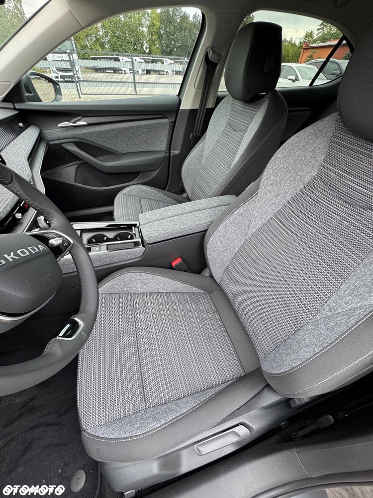 Skoda Superb 2.0 TDI SCR Selection DSG - 6