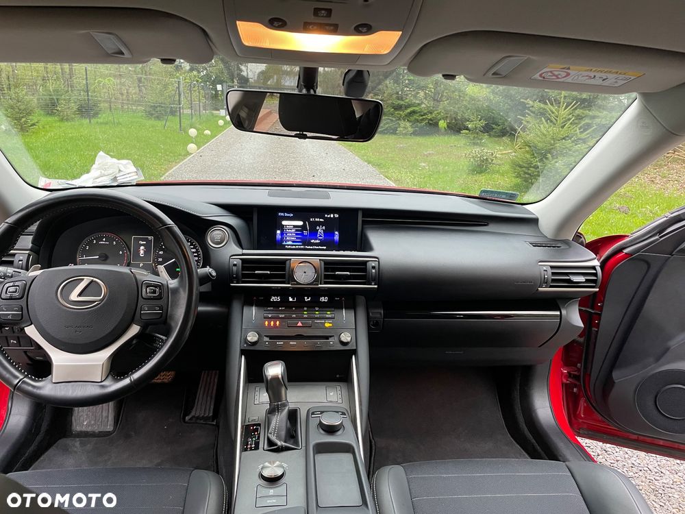 Lexus IS 200t Elegance - 5