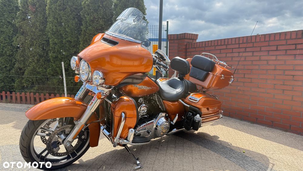 Harley-Davidson Touring Street Glide - 3
