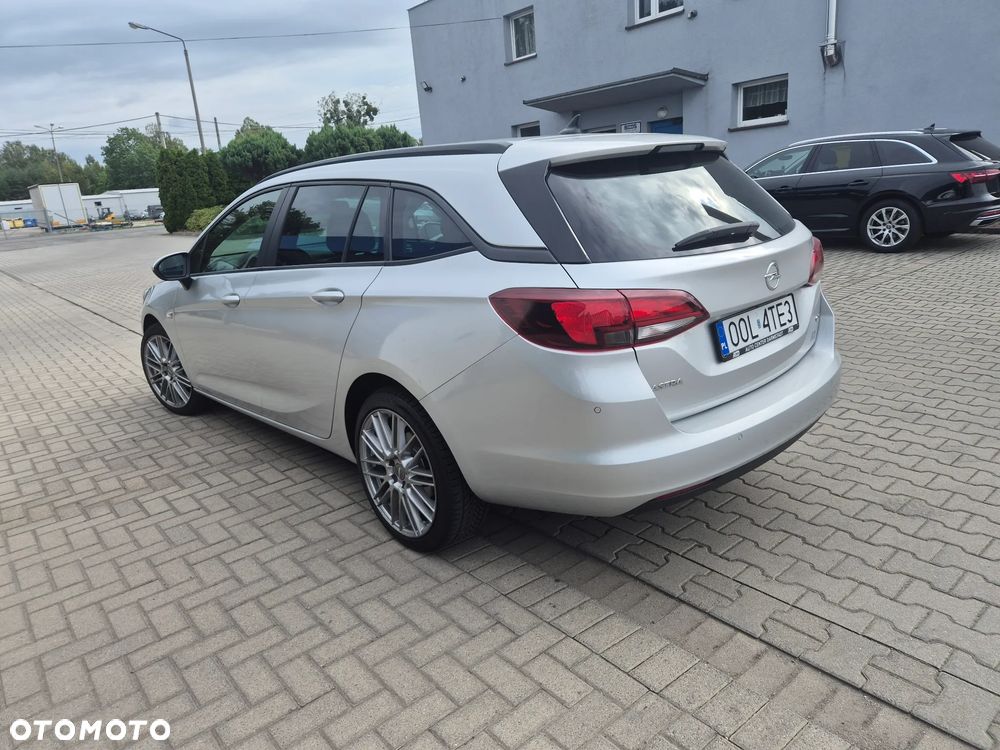 Opel Astra 1.6 CDTI Dynamic - 3
