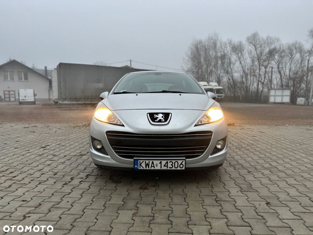 Peugeot 207 - 2