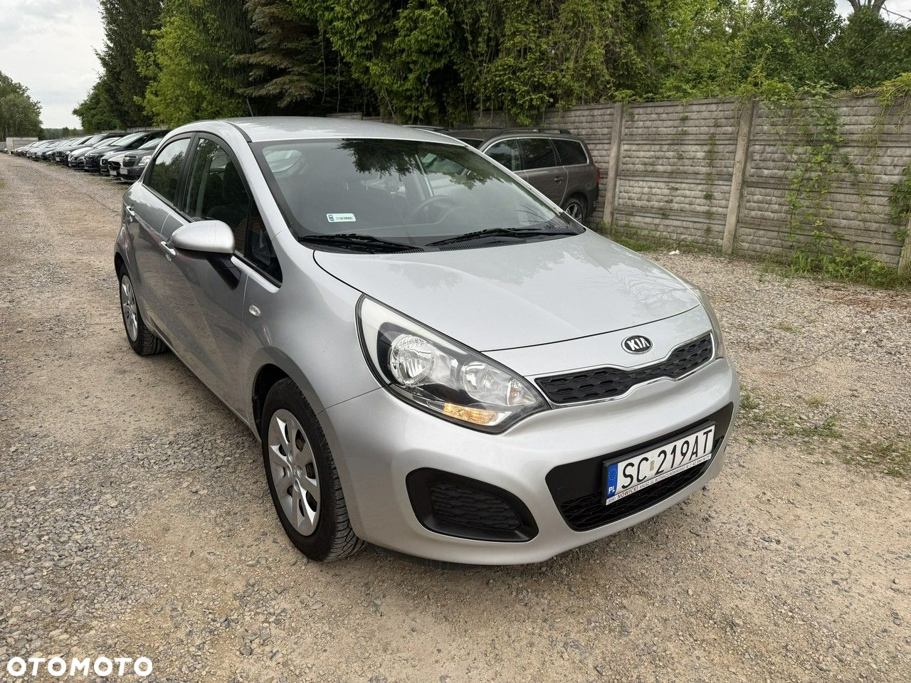 Kia Rio - 2