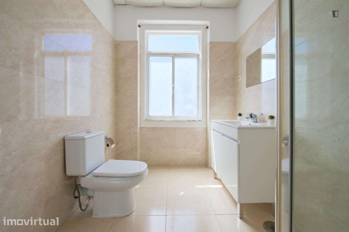 Quarto - localizado em Saldanha Lisbon - Grande imagem: 3/44