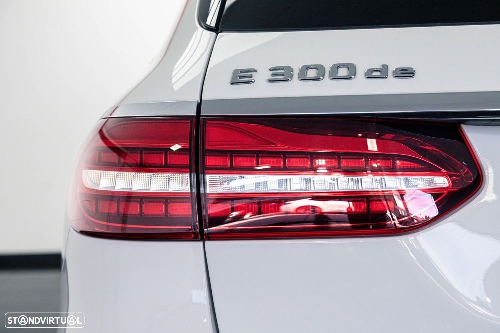 Mercedes-Benz E 300 de 9G-TRONIC AMG Line - 10